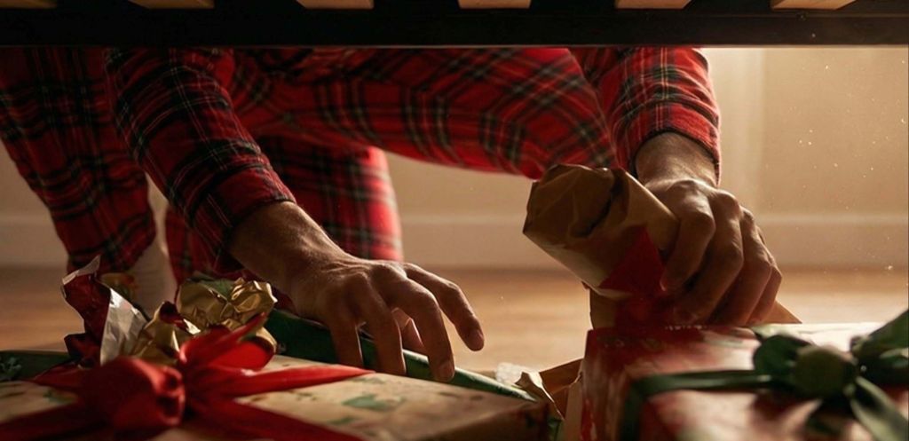 Tommy-John-Commercial-AI-Art-Bart-Bus-famousframes7